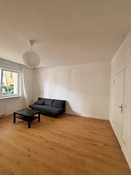 Zentral gelegene teilmöblierte 2- Zimmer Wohnung in Exzellente Lage in Schöneberg (Kudamm Nähe) — photo 1